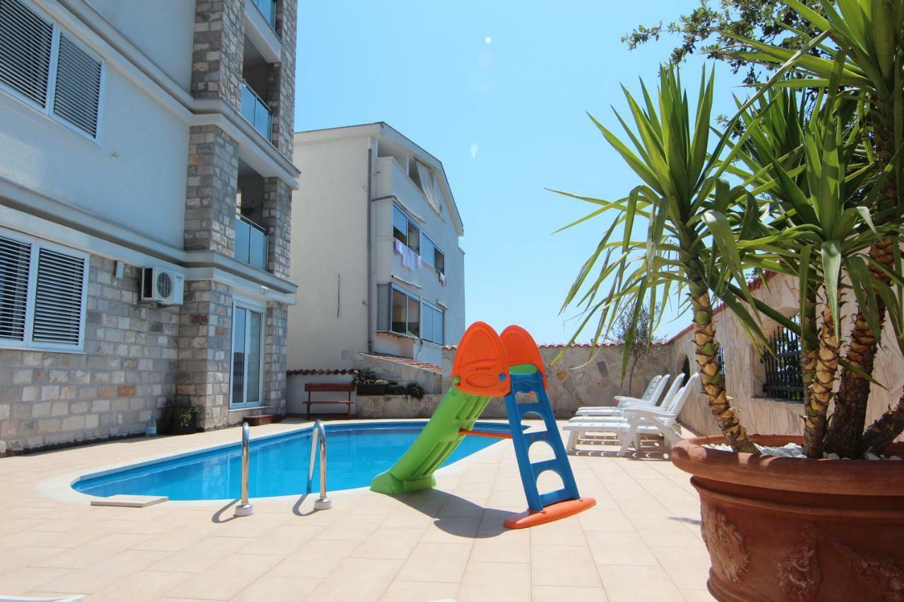Lux M & A Apartments Будва Экстерьер фото